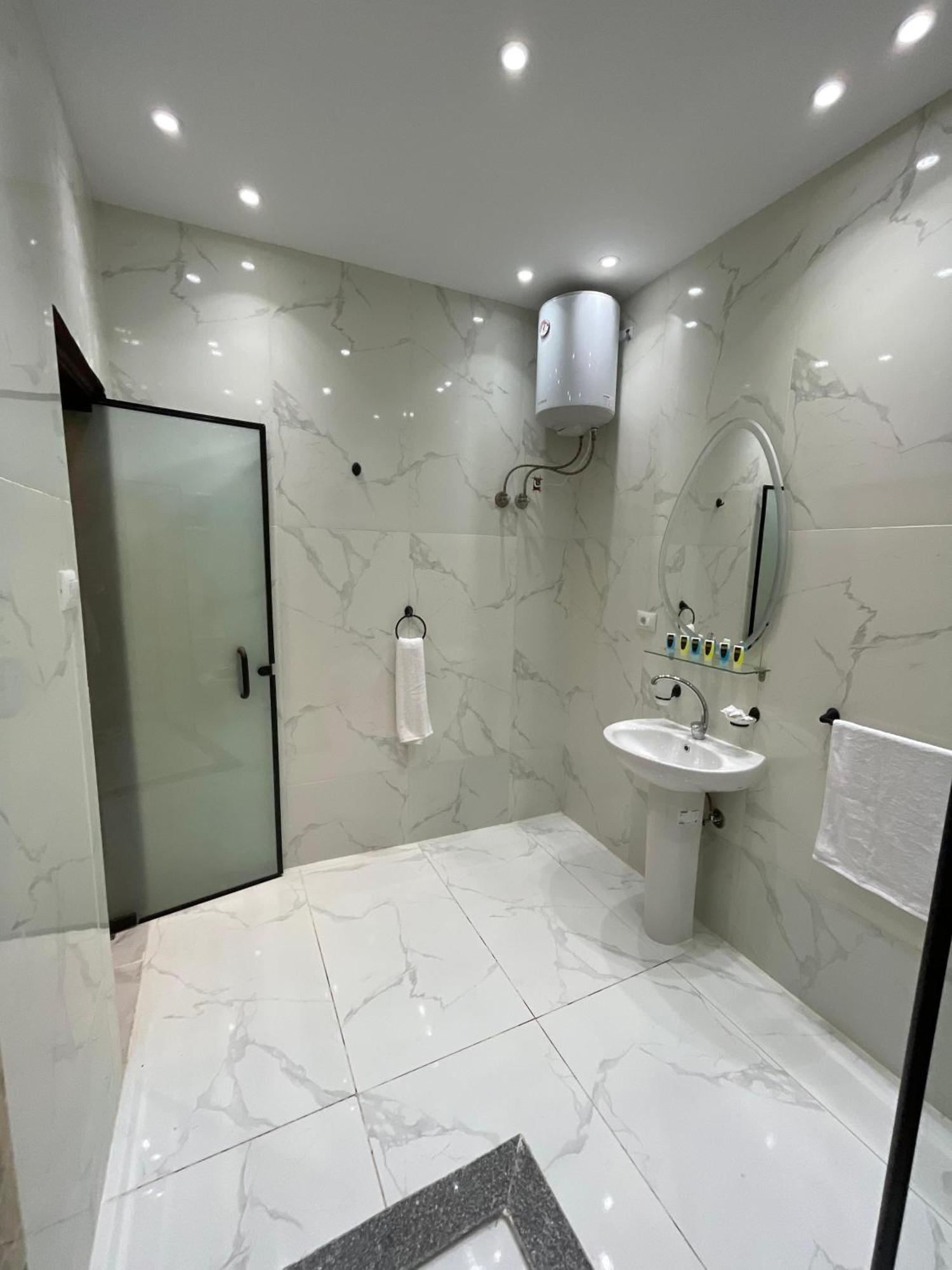New Glamour Pyramids Hotel Kafrat al Jabal Exterior photo