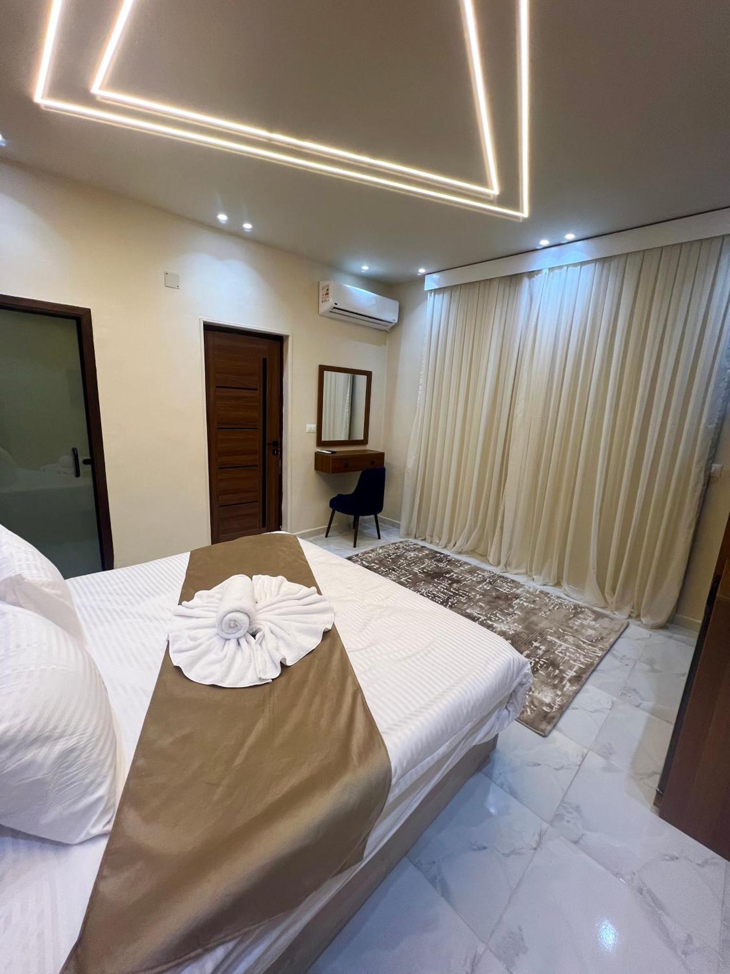 New Glamour Pyramids Hotel Kafrat al Jabal Exterior photo