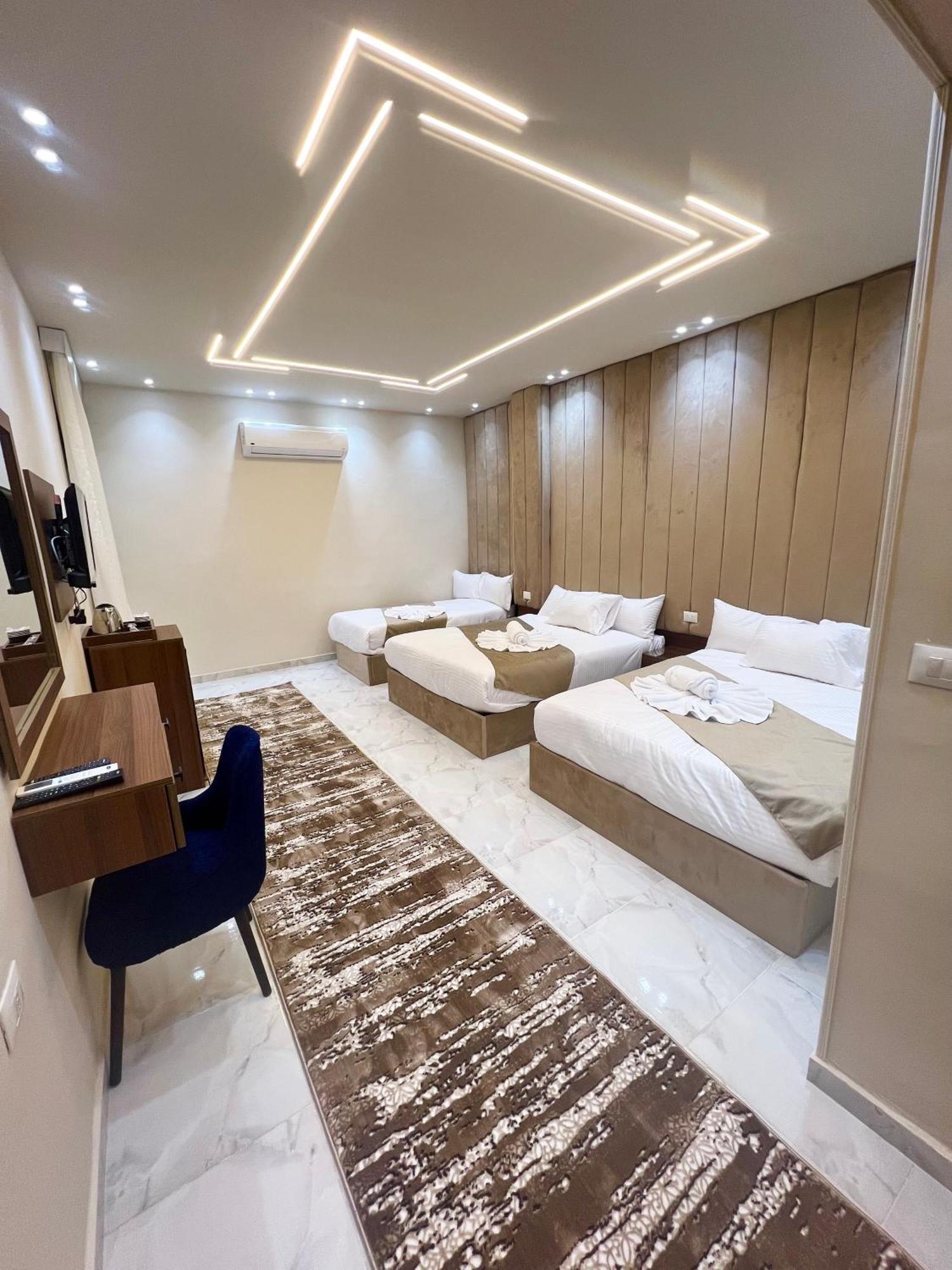 New Glamour Pyramids Hotel Kafrat al Jabal Exterior photo
