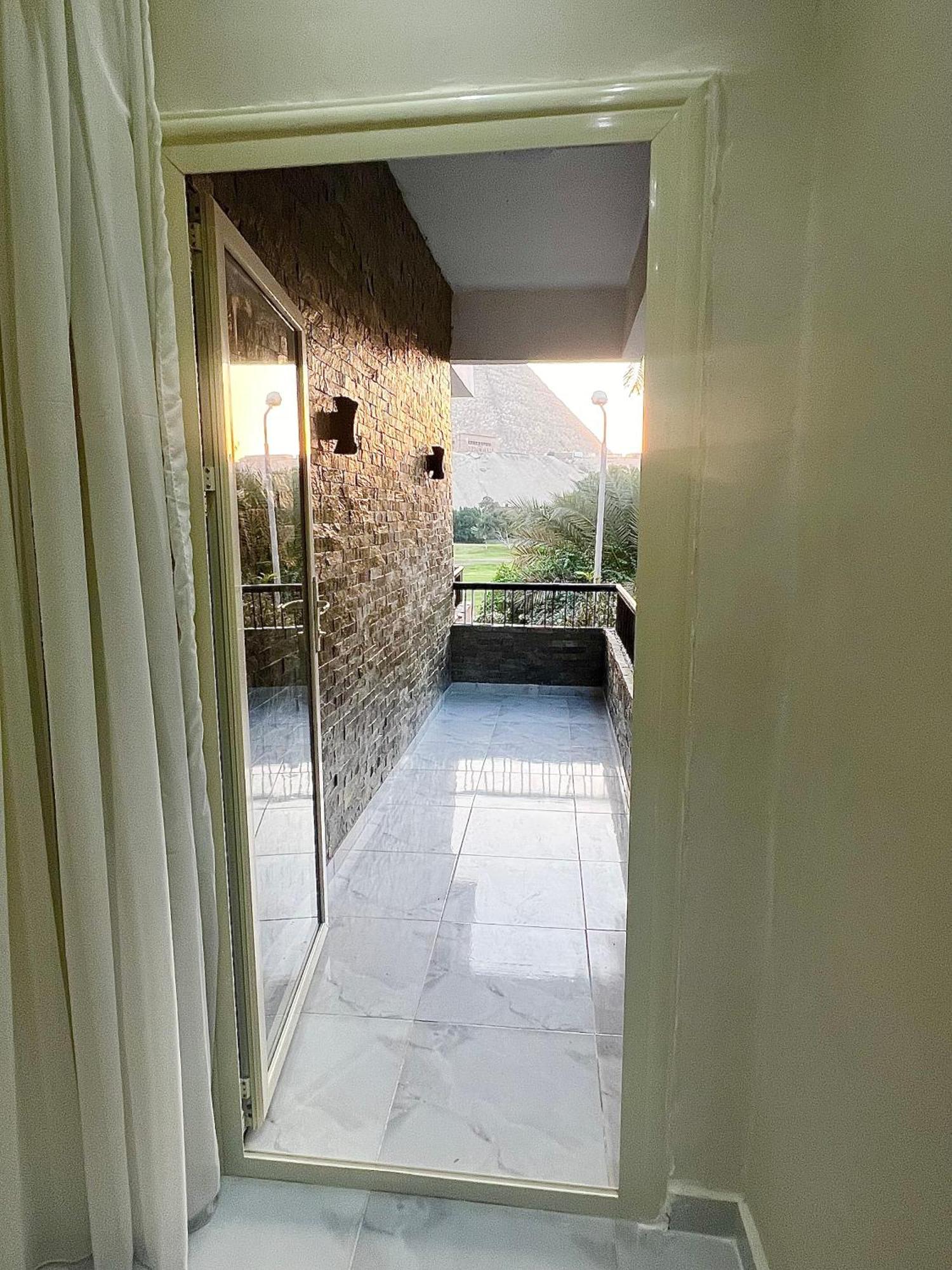 New Glamour Pyramids Hotel Kafrat al Jabal Exterior photo