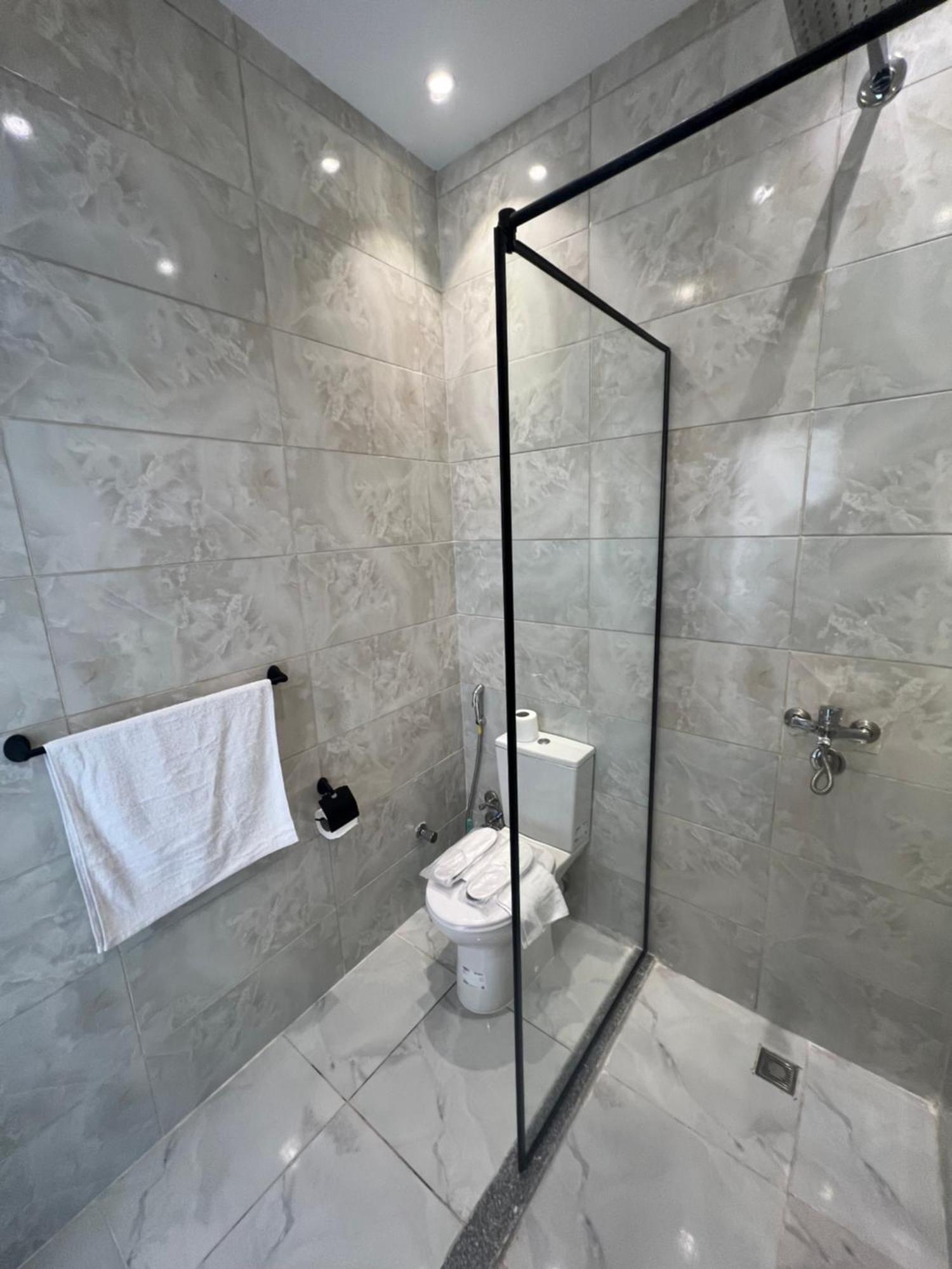 New Glamour Pyramids Hotel Kafrat al Jabal Exterior photo
