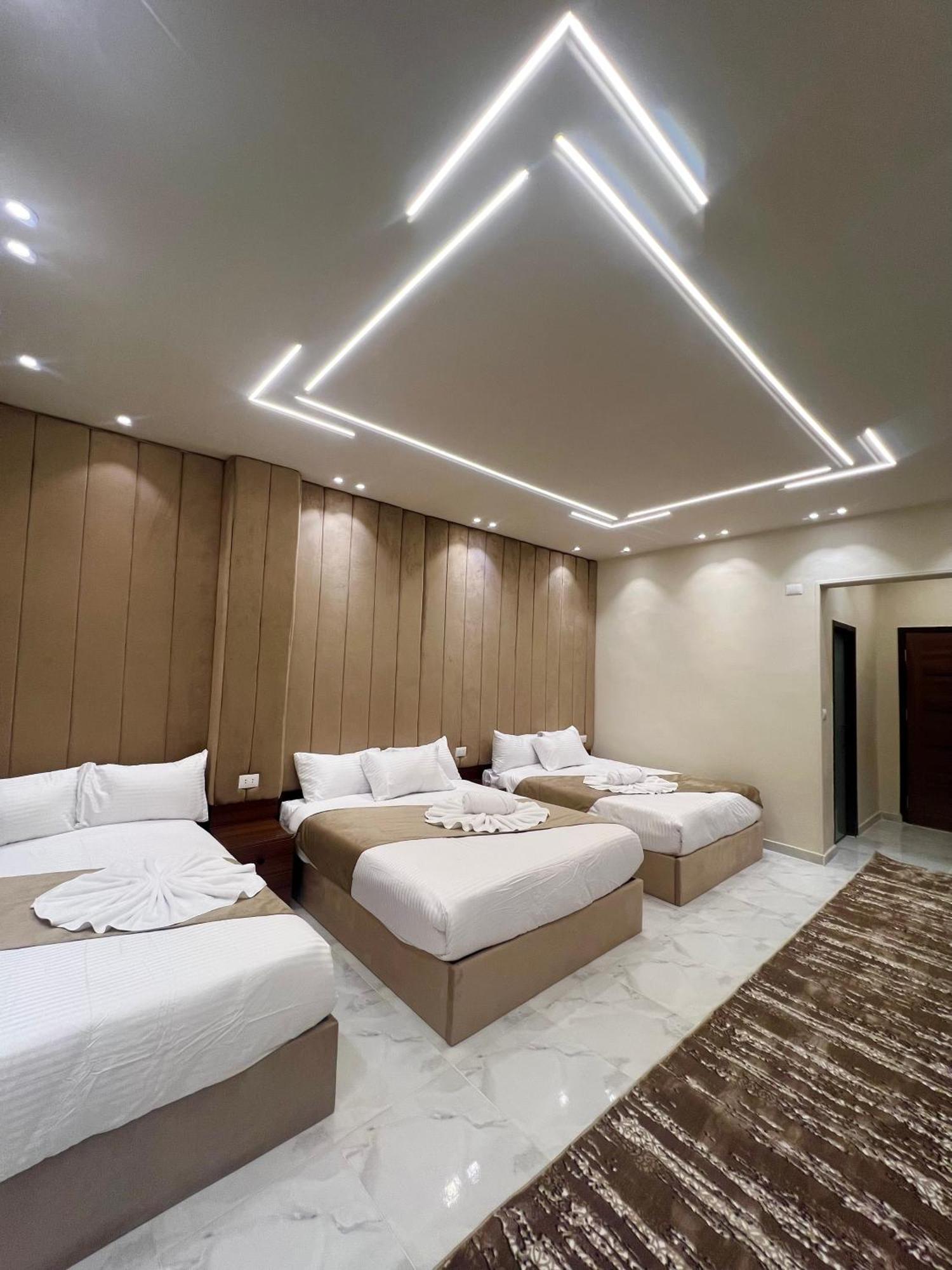 New Glamour Pyramids Hotel Kafrat al Jabal Exterior photo