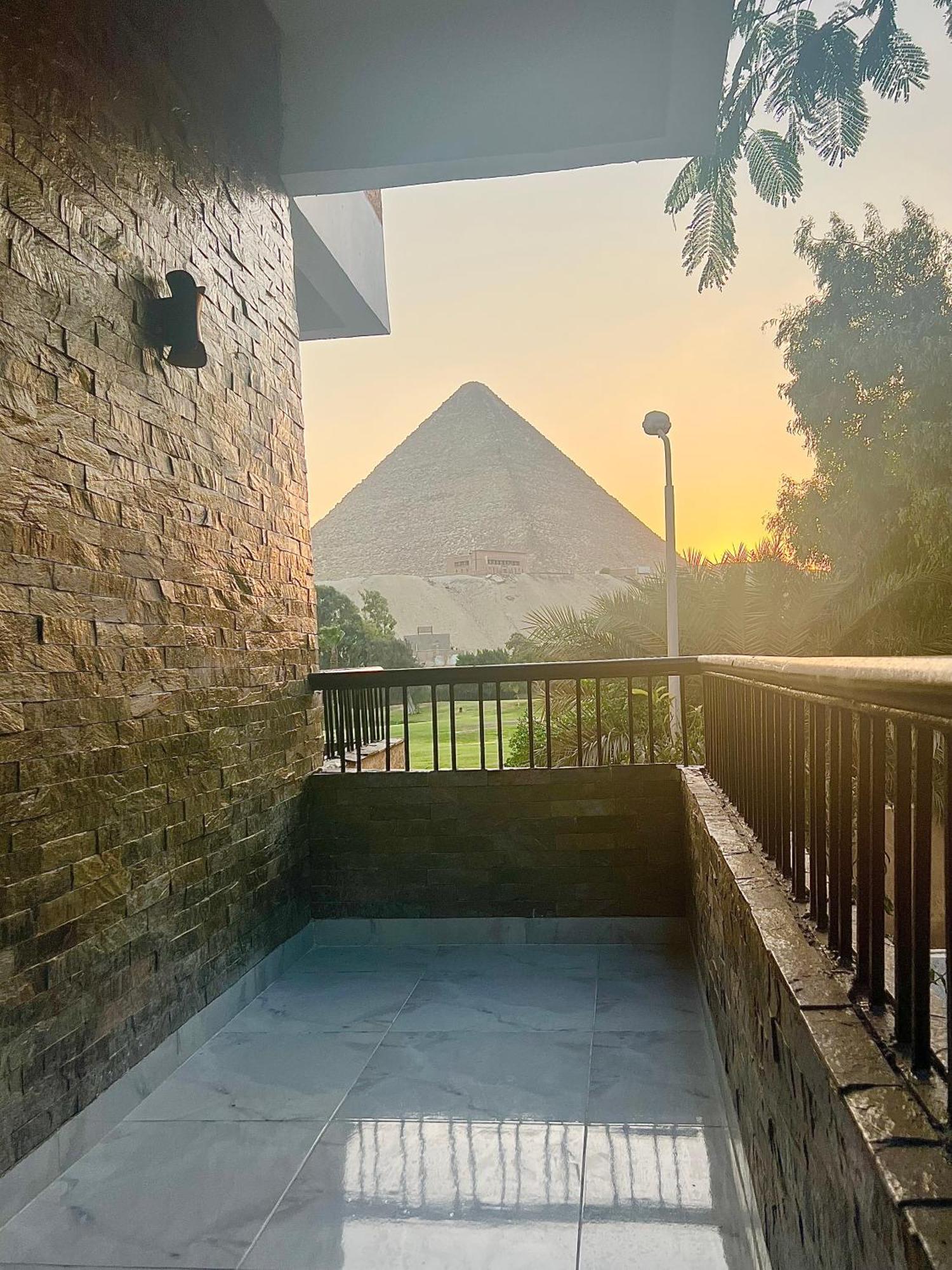 New Glamour Pyramids Hotel Kafrat al Jabal Exterior photo
